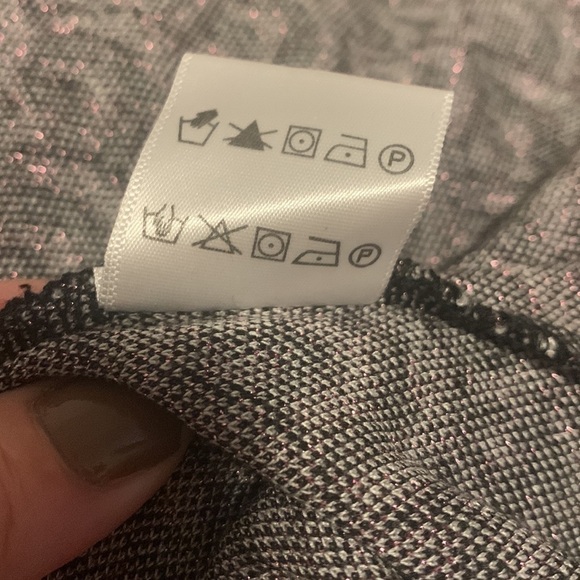 Modcloth metallic geometric long sleeve top - Picture 7 of 7